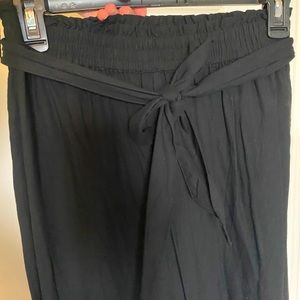 American Eagle Pants - WOMENS MEDIUM